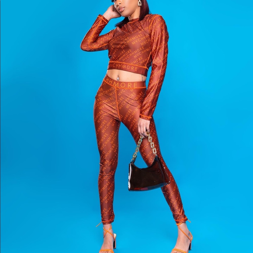 Two piece set